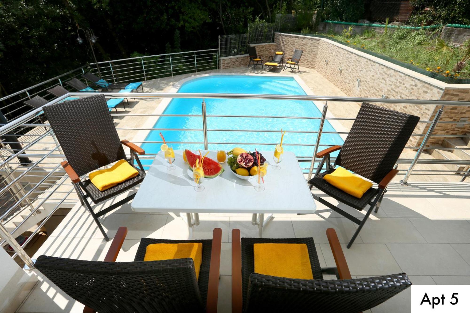 Villa Dragi With Pool, Sauna, & Whirlpool Abbazia Camera foto